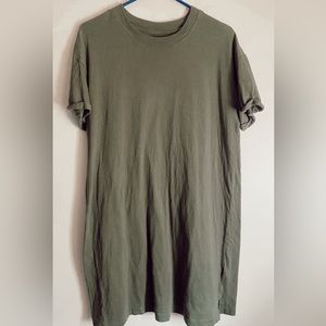 Green tshirt dress